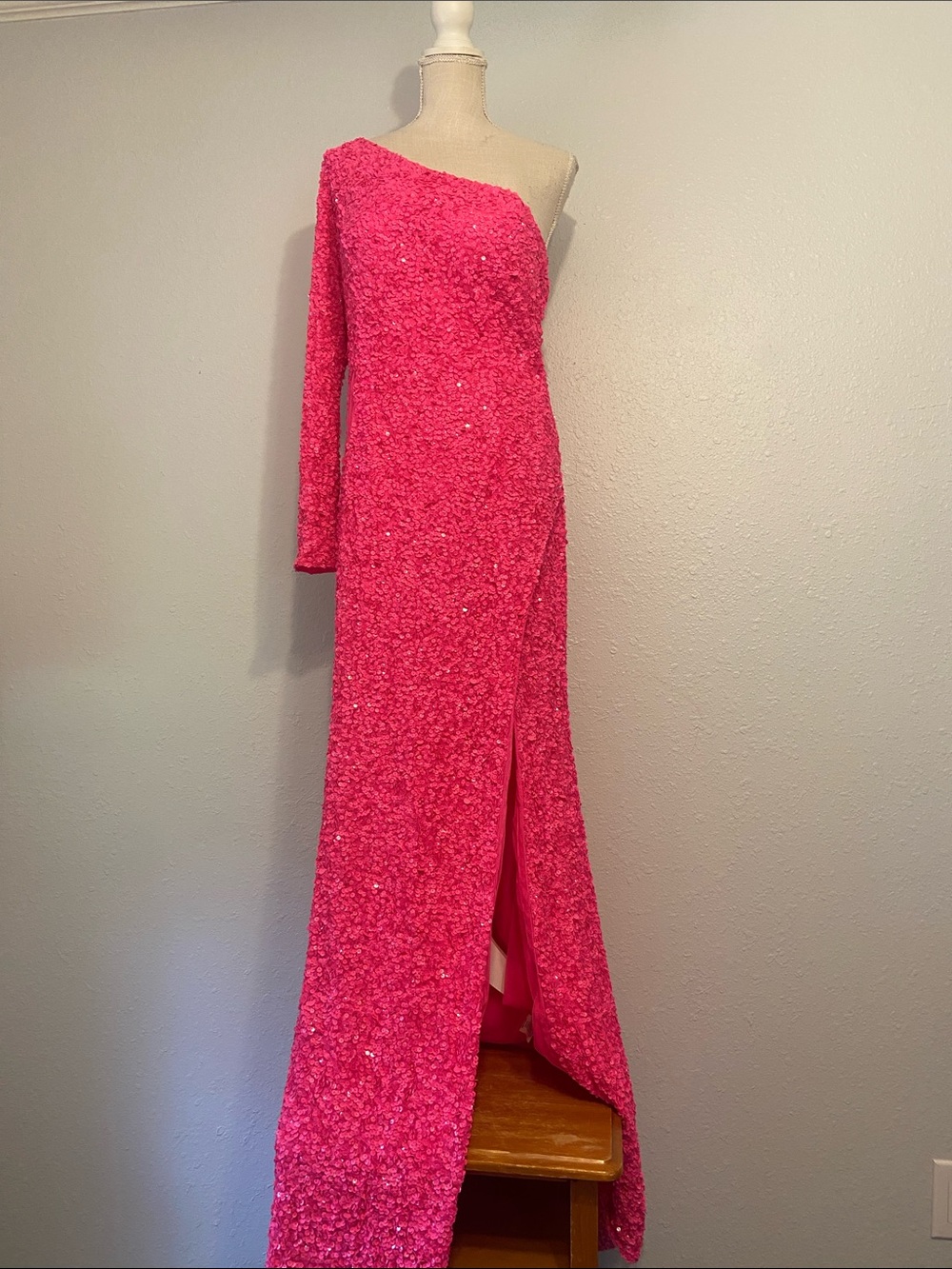 Sherri Hill Pink Sequin One Sleeve Long Side Split Formal Gown Size 16